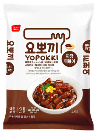 Yopokki, ryžové halušky, jemná omáčka Jjajang 240g