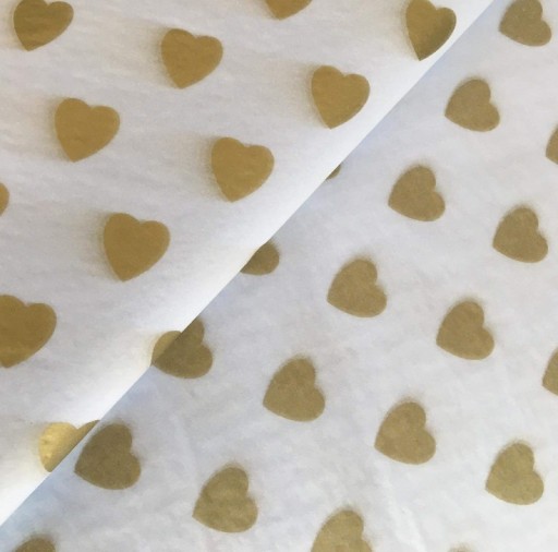 Elegantný baliaci hodvábny papier - biely so zlatými srdiečkami