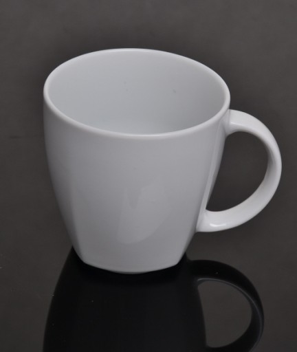 Porcelánový hrnček Lubiana Victoria biely, 300 ml