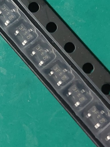 BC857B SMD tranzistor
