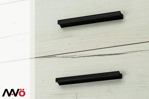 ÚCHYTKA NA NÁBYTOK ČIERNA ÚCHYTKA NA NÁBYTKO KUCHYŇSKÁ SKRIŇKA ÚCHYTKA 128MM
