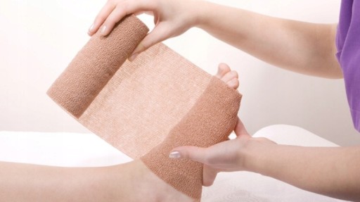 KOHÉZNY ELASTICKÝ SAMOLEPIACI BANDÁŽ STOKBAN 15CM X 4,5M ČIERNA