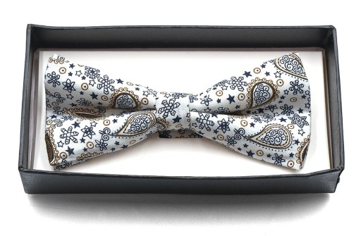 Pánsky motýlik bielej farby, elegantný motýlik v krabičke