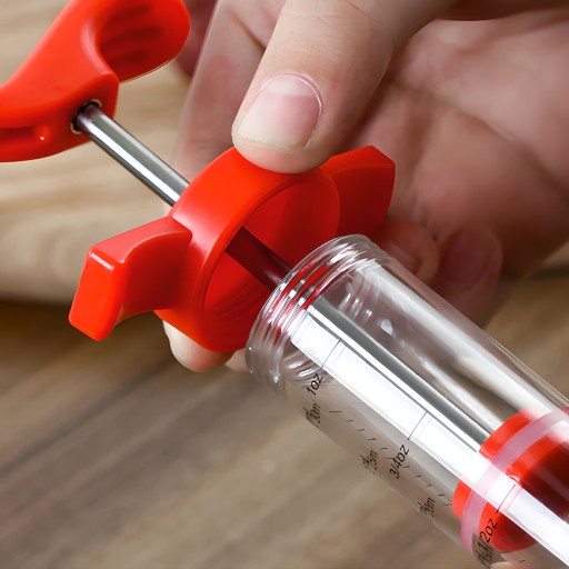 INJEKTOR NA MÄSOVÉ STRIEKAČKY 3 IHLY 30 ML