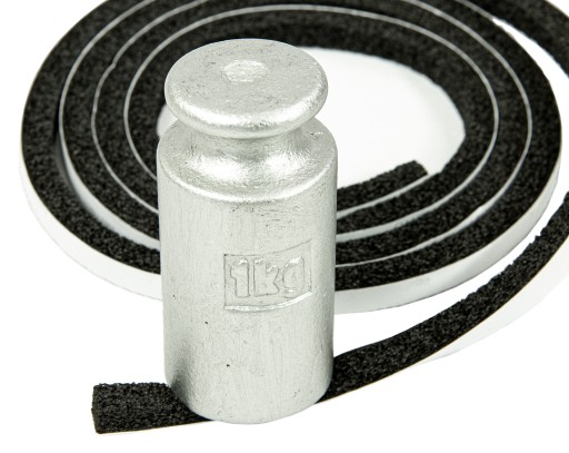 ZVUKOVÉ TICHÉ TESNENIE PROTIPRÚTAVU PRE VSTUPOVÉ DVERE STUDENÉ, samolepiace