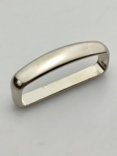 Pútko na opasok 30 mm / 3 cm strieborné