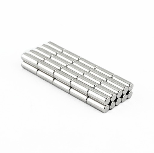 VALEC NEODYMOVÝ MAGNET 2x5 N38 SADA 50 KS