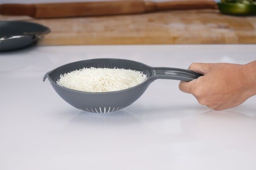 Sitko, cedník, kuchynský cedník s rúčkou, 15 cm, sivá