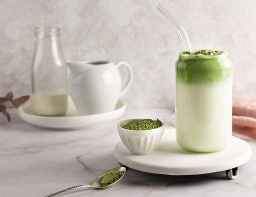 Delicious Matcha Latte instantný prášok japonský zelený čaj 6 ks. Mokate