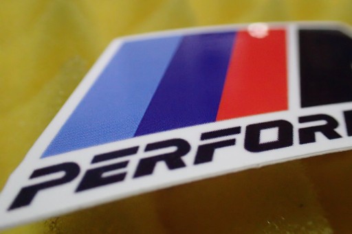 NÁLEPKA BMW M PERFORMANCE STICKER 7 x 3 cm