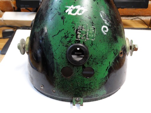 Priechodka pultovej lampy K750, Dneper, Ural M63 M67