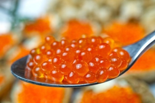 Lososový kaviár – imitácia: Perfektná voľba pre elegantné predjedlá!