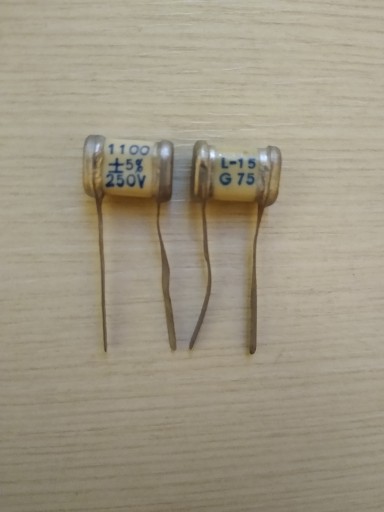 KONDENZÁTOR 1.1nF 250V 5% SILVER MICA SG-1 set=2