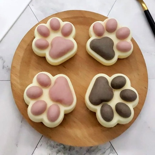 Formička, formička, vykrajovátka na torty, koláčiky, marcipán Psie Łapy 2 ks.