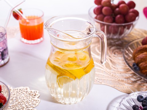 Altom Design Venus sklenený džbán na nápoje, džús, limonáda, 1,2 l