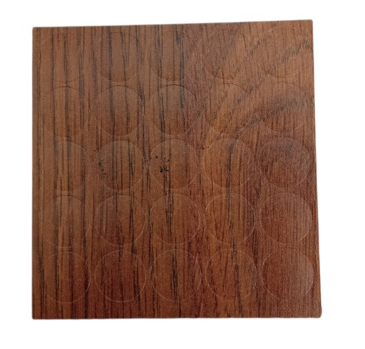 Čiapka samolepiaca 14mm DUB RUSTIK 106
