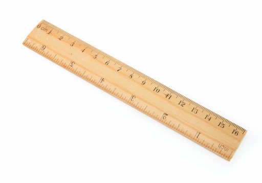 Školský set, peračník, 3 ceruzky, pravítko, guma a neutrálne strúhadlo