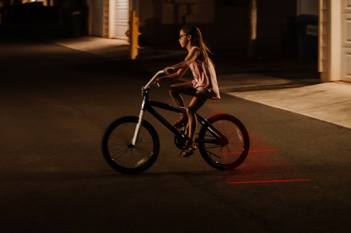 ZADNÁ BICYKELSKÁ LAMPA 9 REŽIMOV LASEROVÝ STROBOSKOP