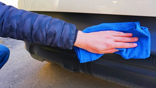PRÍPRAVOK NA ÚDRŽBU NÁRAZNÍKA MÔJHO AUTA 400ML