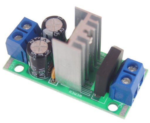 Modul stabilizátora napätia L7805 na doske