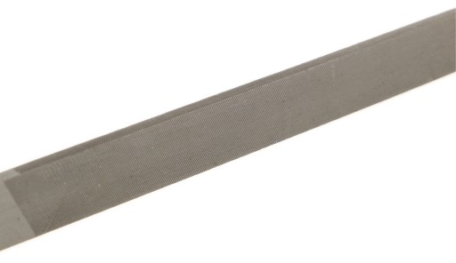 PLOCHÝ PILNÍK ZAMYKANÝ 150 MM NA KOV Č.3