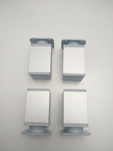 4 X NASTAVITEĽNÁ NOŽKA 65 MM, farba hliník
