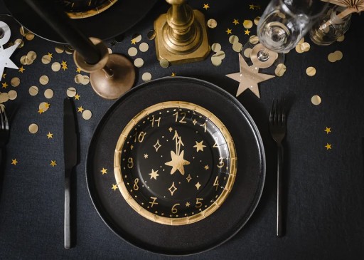 PÁRTY PAPIEROVÉ TANIERE SILVESTR SILVESTR HODINY ČIERNA 18cm 6 kusov