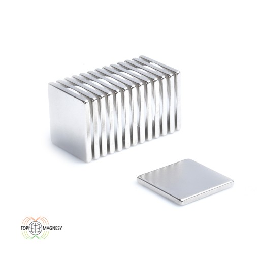 Neodymový tanierový magnet MPŁ 20x20x2 N38
