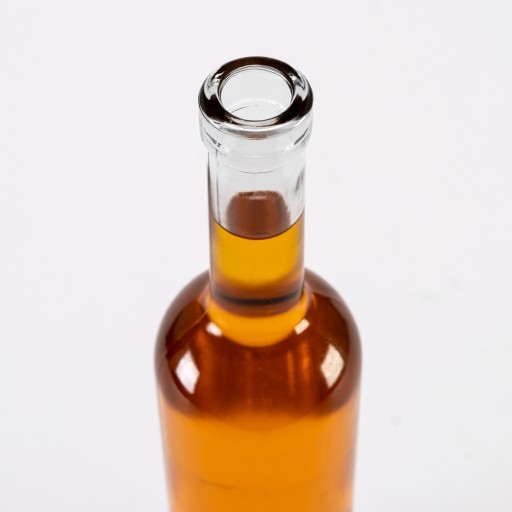 Futura sklenená fľaša 0,5l na tinktúry, šťavy + korok