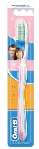 ZUBNÁ KEFKA ORAL-B 1.2.3 KLASICKÁ STREDNÁ