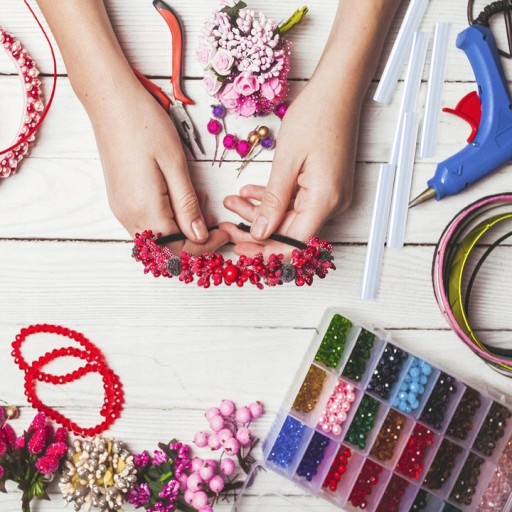 SILNÉ LEPIDLO NA TABUĽU 7x300 90KS 1KG