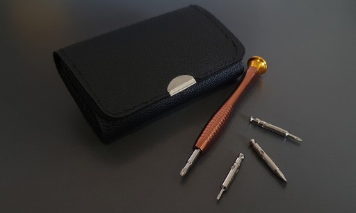 SADA PRESNÝCH SKRUTKOVAČOV VEĽKOSTI 26v1 TORX