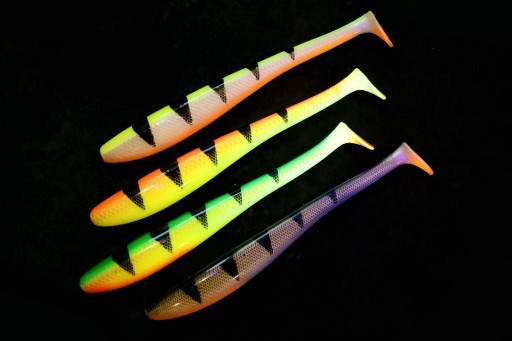 SAVAGE GEAR MONSTER SHAD RUBBER 18cm FIRETIGER