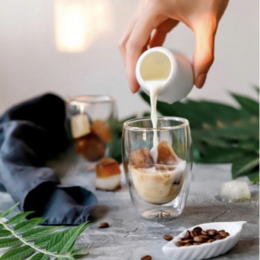 Biela porcelánová kanvička na mlieko Wilmax 100 ml