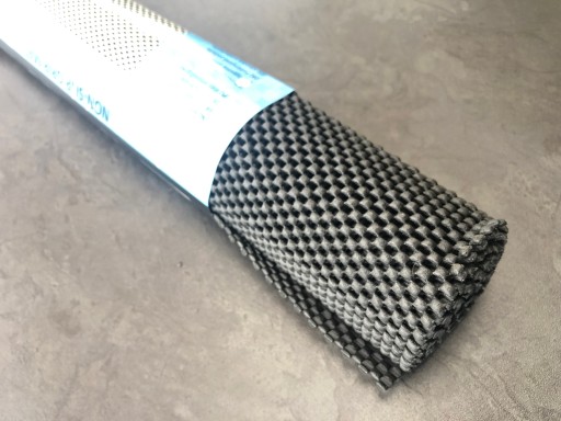 PROTIŠMYKOVÁ OCHRANNÁ PODLOŽKA 45X125 VEĽKÝ STARÝ DO ZÁSUVKY HOR.