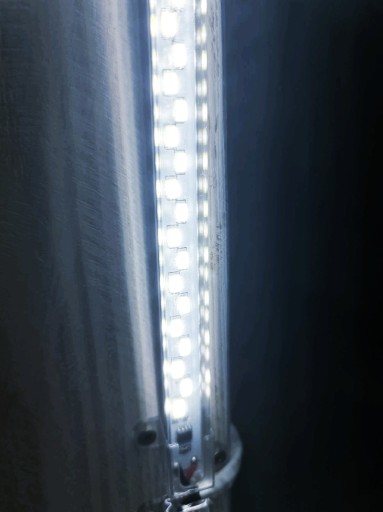 LED pásová nábytková lampa 100 cm studená