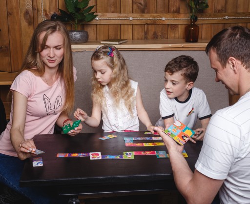 Crazy Domino Roter Kafer vzdelávacia arkádová hra pre deti