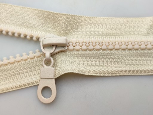 Deliaci zámok # 5 KÓBNA 75 cm ecru