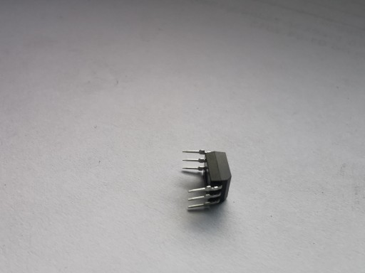 Optočlen Toshiba TLP733