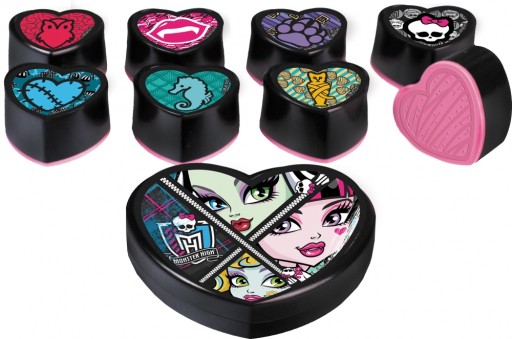 MONSTER HIGH STAMPS ZNÁMKY