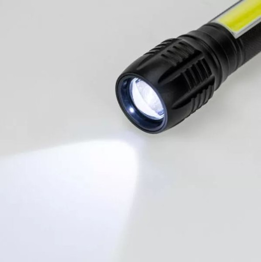 MEGA VÝKONNÉ TAKTICKÉ SVETLO XPE COB ZOOM SOS LED PUZDRO USB ČIERNY HLINÍK