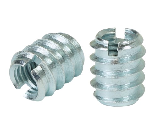 10x Nábytkový spoj M8 x 15 mm, skrutkovaný do dreva, oceľová vložka so zárezom