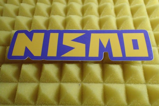 NISMO NÁLEPKA NÁLEPKA 13,5 x 3,4 cm