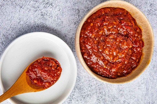 Toban Djan pikantná chilli omáčka s fazuľou 368g Lee Kum Ke