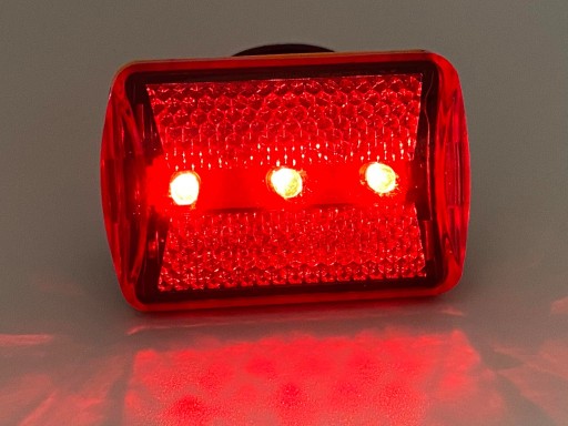 LED ZADNÉ SVETLO BICYKEL 3 DIÓDY 2 FUNKCIE + RÚČKA