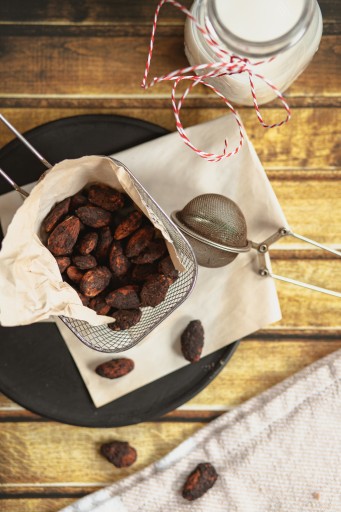 OATBE KETO Pražené mandle s erytritolom a kakaom | Bez pridaného cukru |