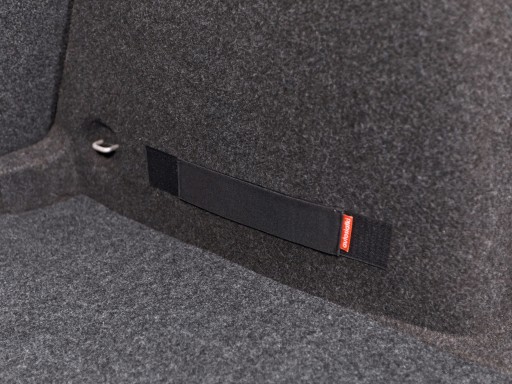 DRŽIAKY NA VELCRO DRŽIAK NA HASIACI PRÍSTROJ + PÁSKA NA PRÍSLUŠENSTVO
