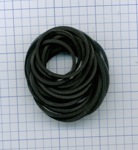 SADA HNACÍCH REMEŇOV 2,0mmx2,0mm PRIEMER 25-40mm cca 20KS