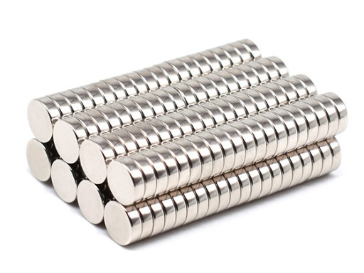 SILNÝ VALEC NEODYMIOVÝ MAGNET 2x1 50 KS