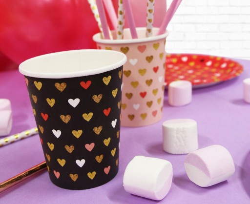 XOXO Valentínske papierové poháre čierne 250 ml